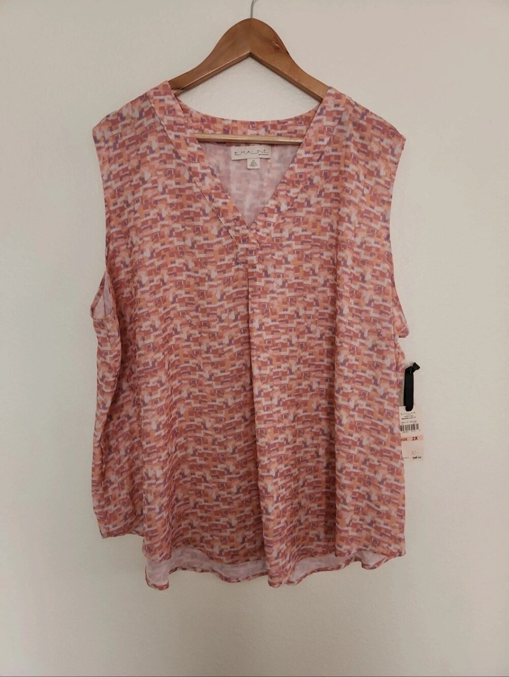 Sleeveless V-Neck Blouse